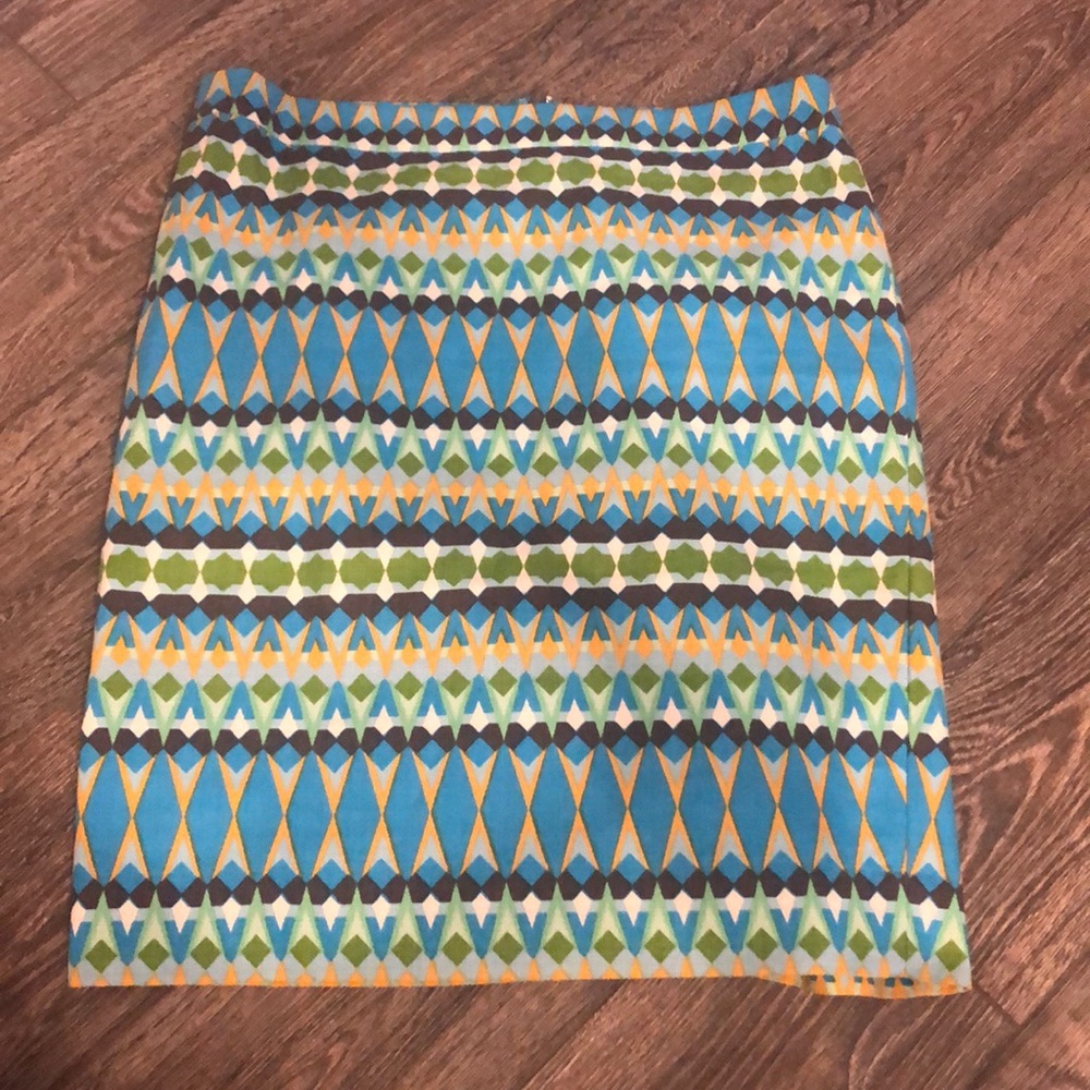 J Crew Pencil Skirt Multi-Color. Size 8.